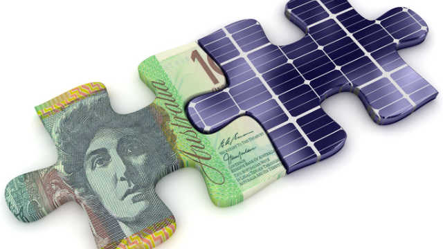 钱和太阳能电池板的拼图
