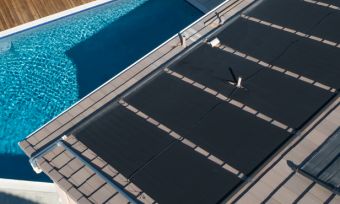 太阳能游泳池
