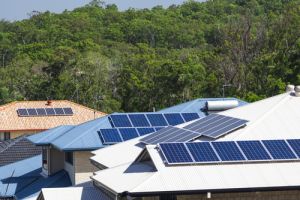 澳大利亚的屋顶太阳能电池板