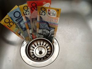澳大利亚的钱在厨房里流失