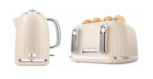 凯马特欧洲水壶和烤面包机