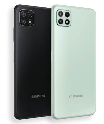 灰色和薄荷三星Galaxy A22 5G手机的背面