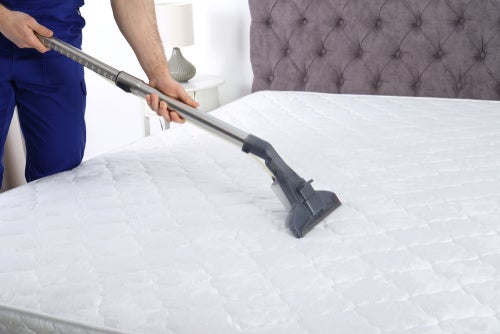 深度清洁床垫的最佳方法